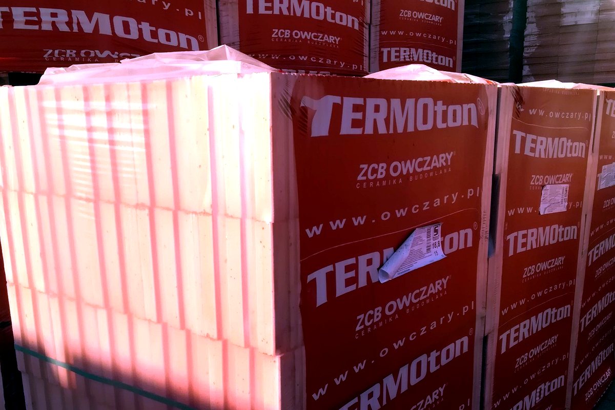 Magazyn pustaków ceramicznych TERMOTON